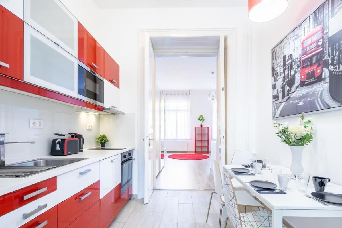 Super Central Convenient Apartment Будапеща Екстериор снимка